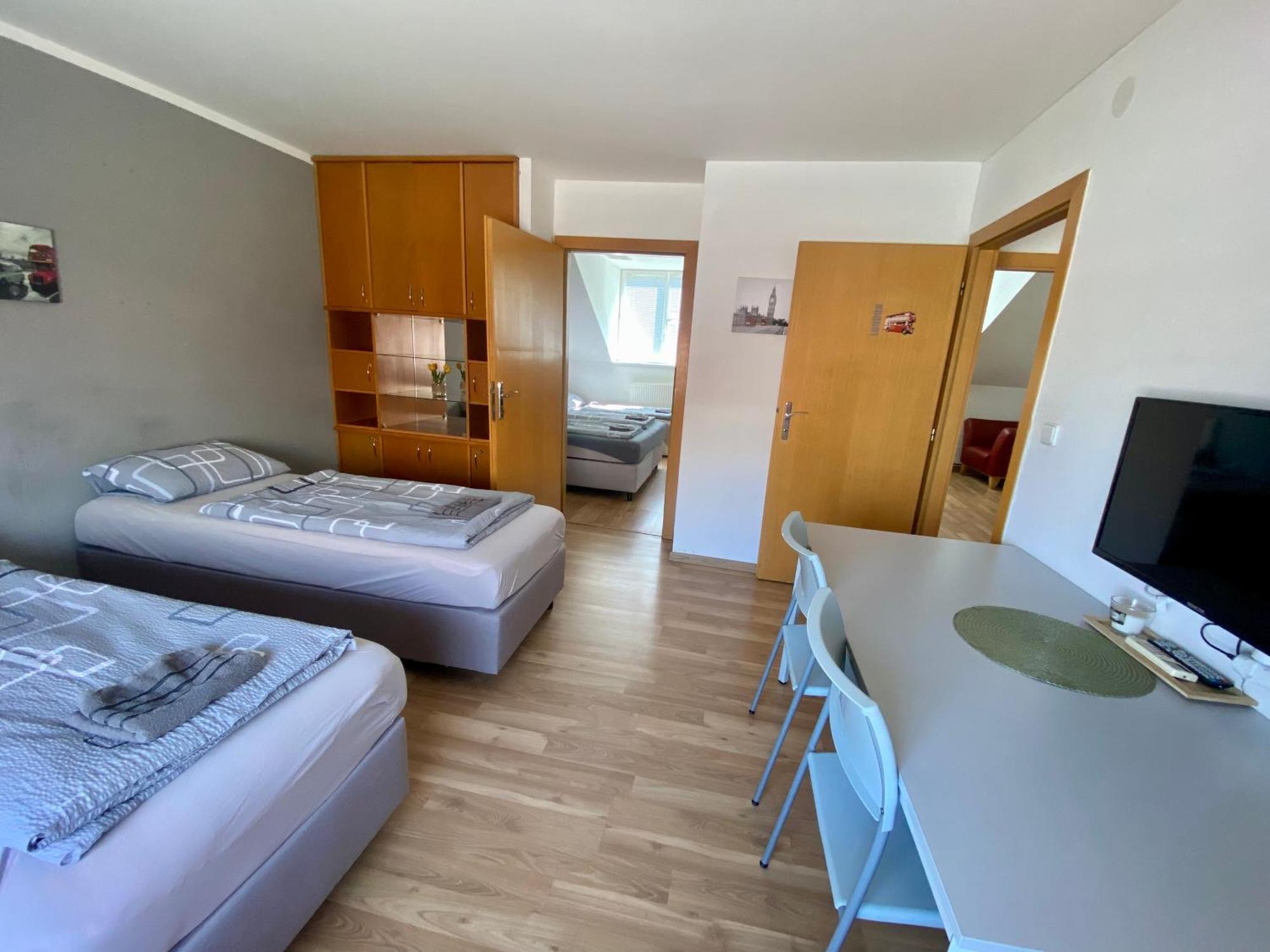 3-Bedroom Apartment In Rajhrad, With Kitchen, 2 Bathrooms, Parking Exterior photo